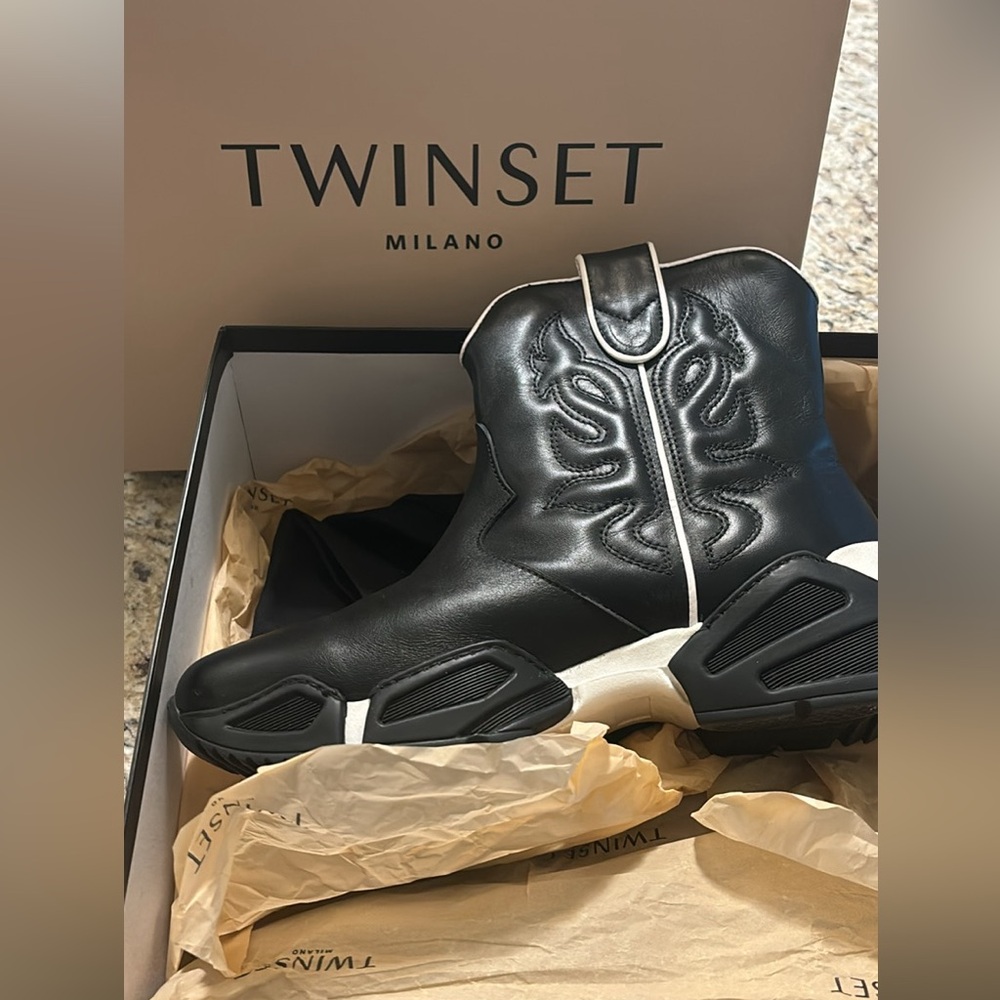 Twinset Cowboy Boot Sneakers!